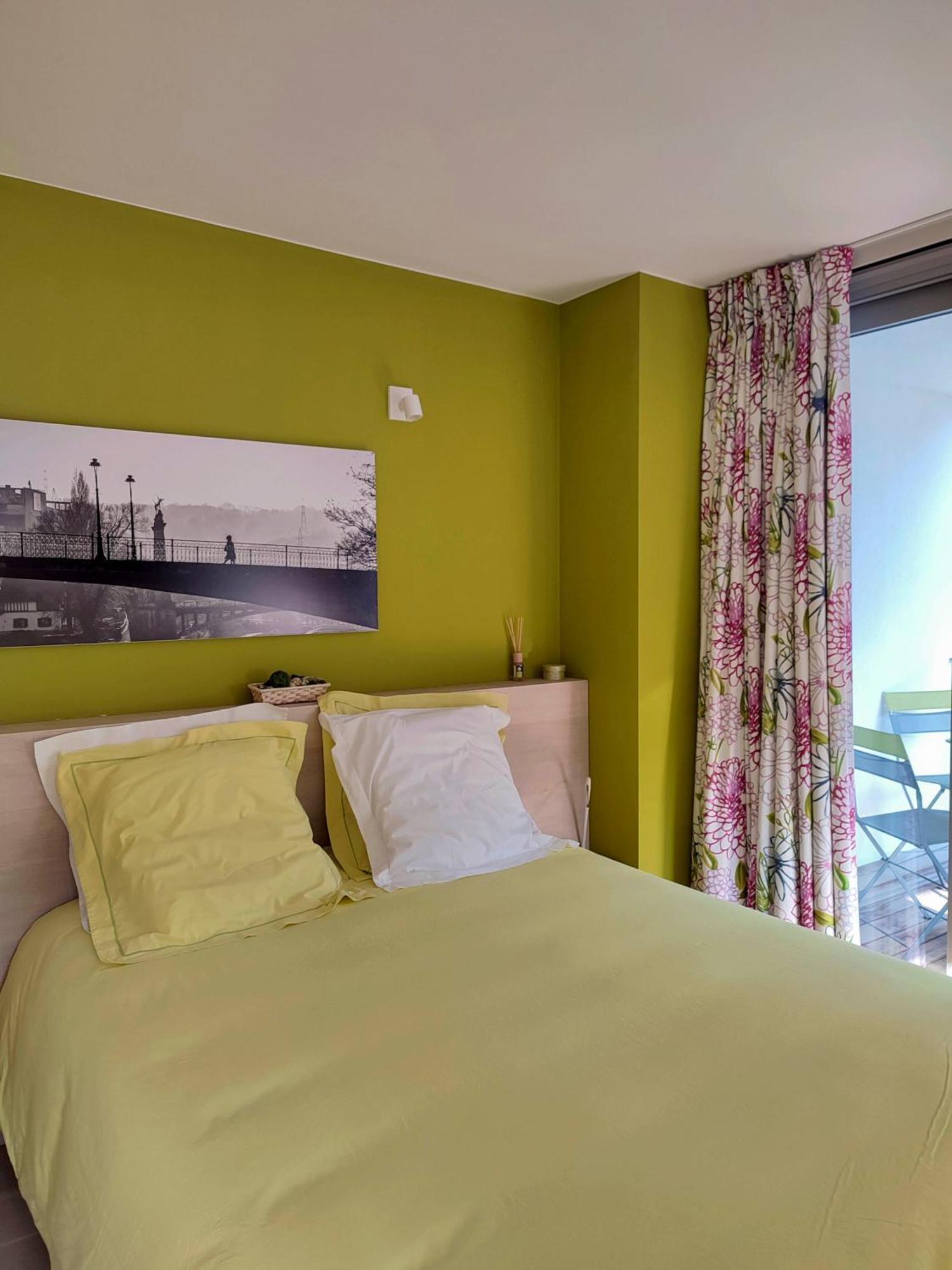 Bed and Breakfast Les Valcaprimontoises Шофонтен Экстерьер фото